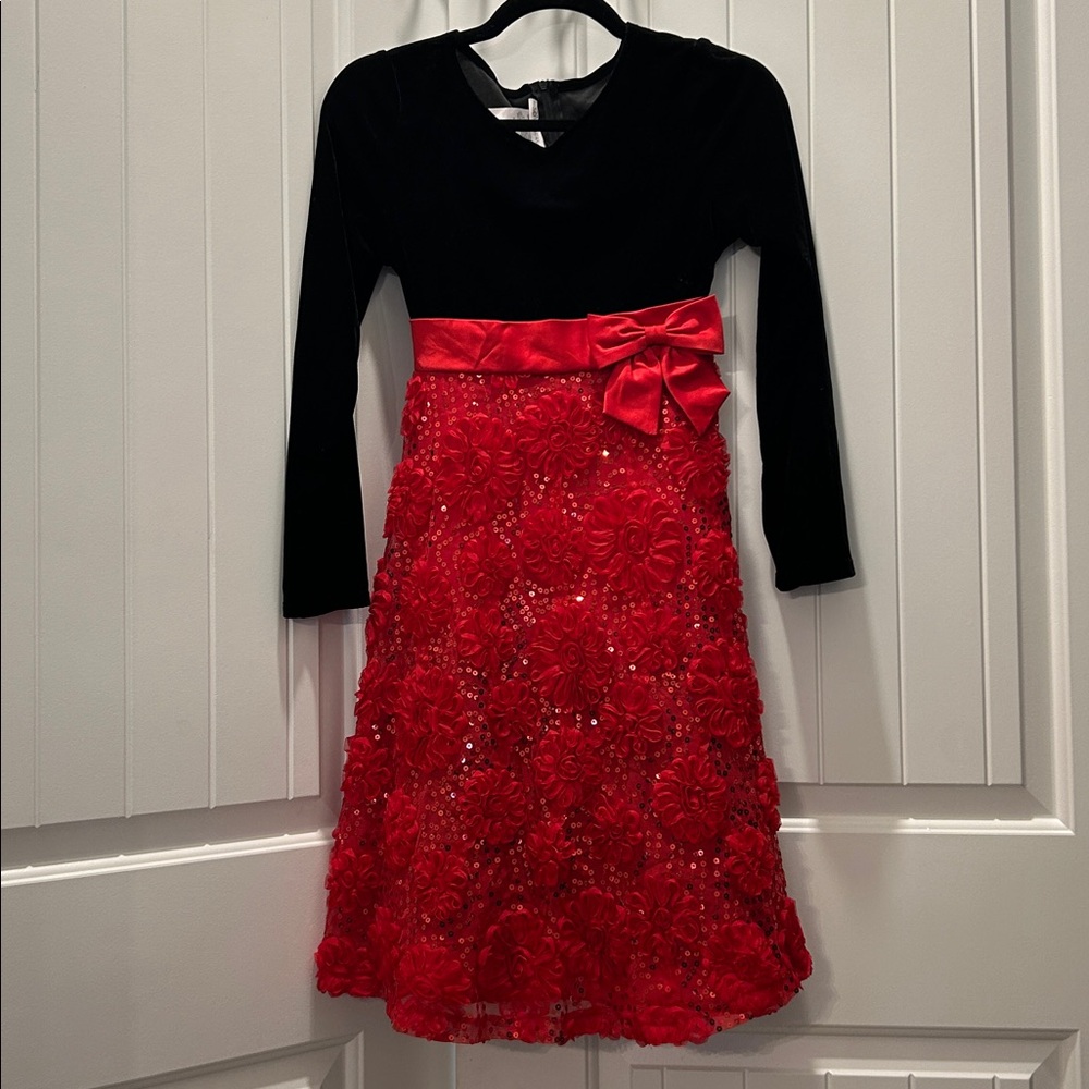 Bonnie Jean Dress Black Velvet Upper Red 3D Flowers Sequin Accents Size 16